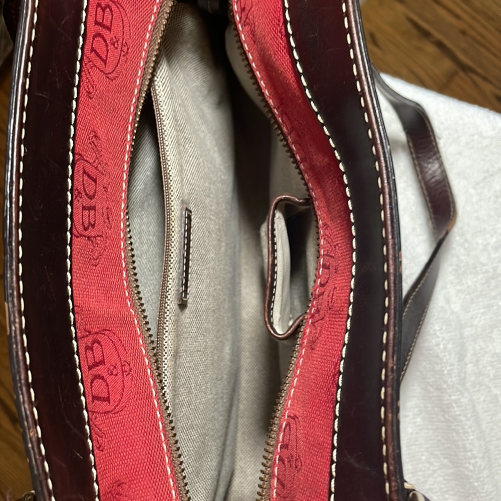 Dooney & Bourke Signature Fabric Top Zipper Tote - Picture 6 of 11